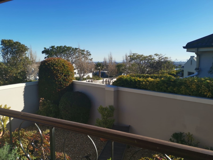 To Let 3 Bedroom Property for Rent in Fernwood Western Cape